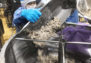 งานติดตั้งและเทรสเครื่องทอดสูญญากาศ